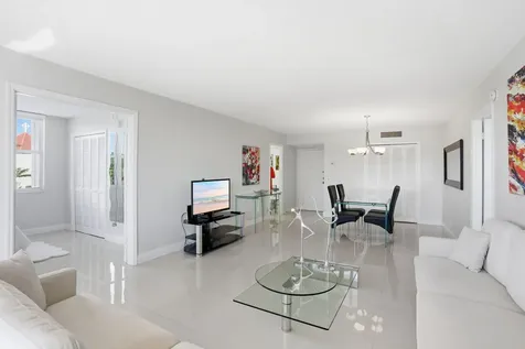 2000 S Ocean Boulevard Lauderdale By The Sea FL 33062