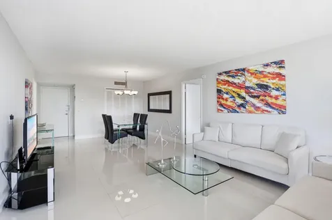 2000 S Ocean Boulevard Lauderdale By The Sea FL 33062