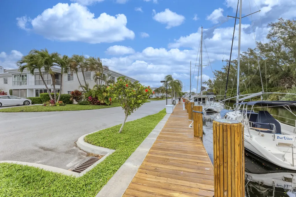 6289 Bay Club Drive Fort Lauderdale FL 33308