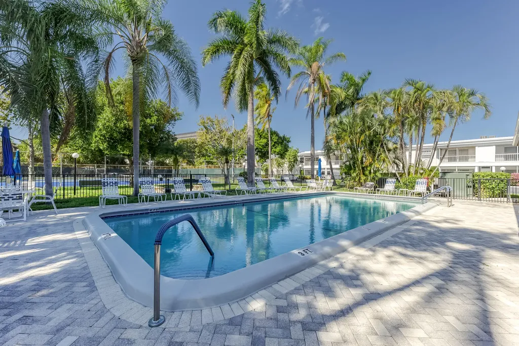 6289 Bay Club Drive Fort Lauderdale FL 33308