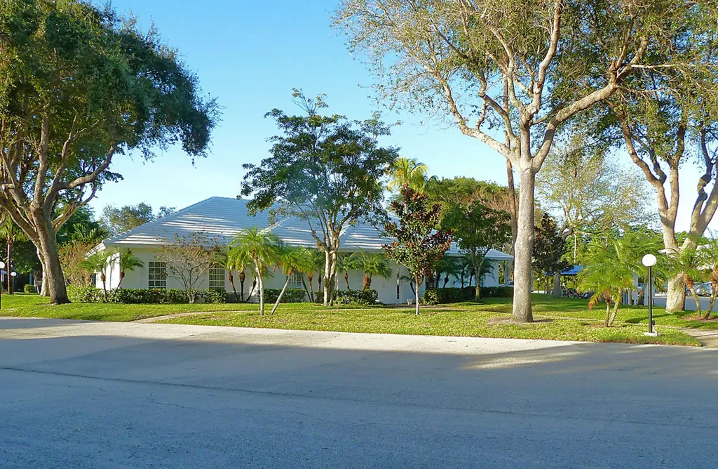 6289 Bay Club Drive Fort Lauderdale FL 33308
