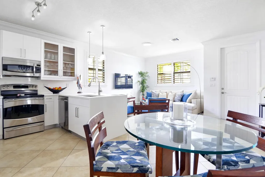 861 S Ocean Boulevard Pompano Beach FL 33062