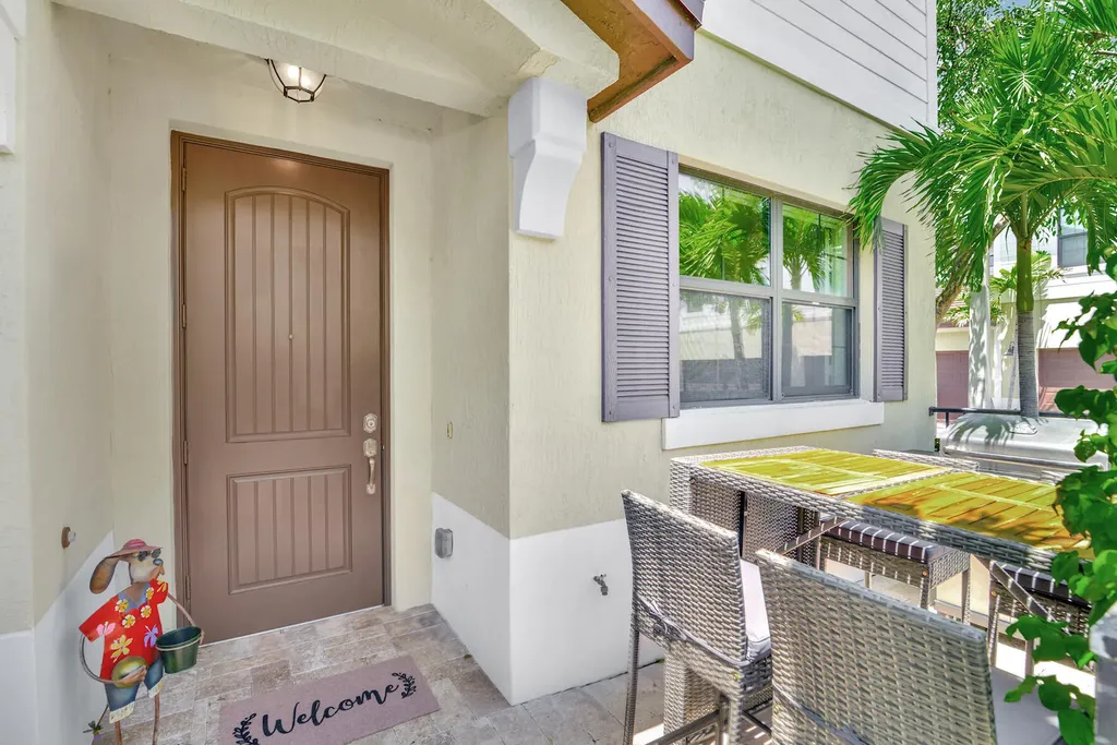 861 S Ocean Boulevard Pompano Beach FL 33062