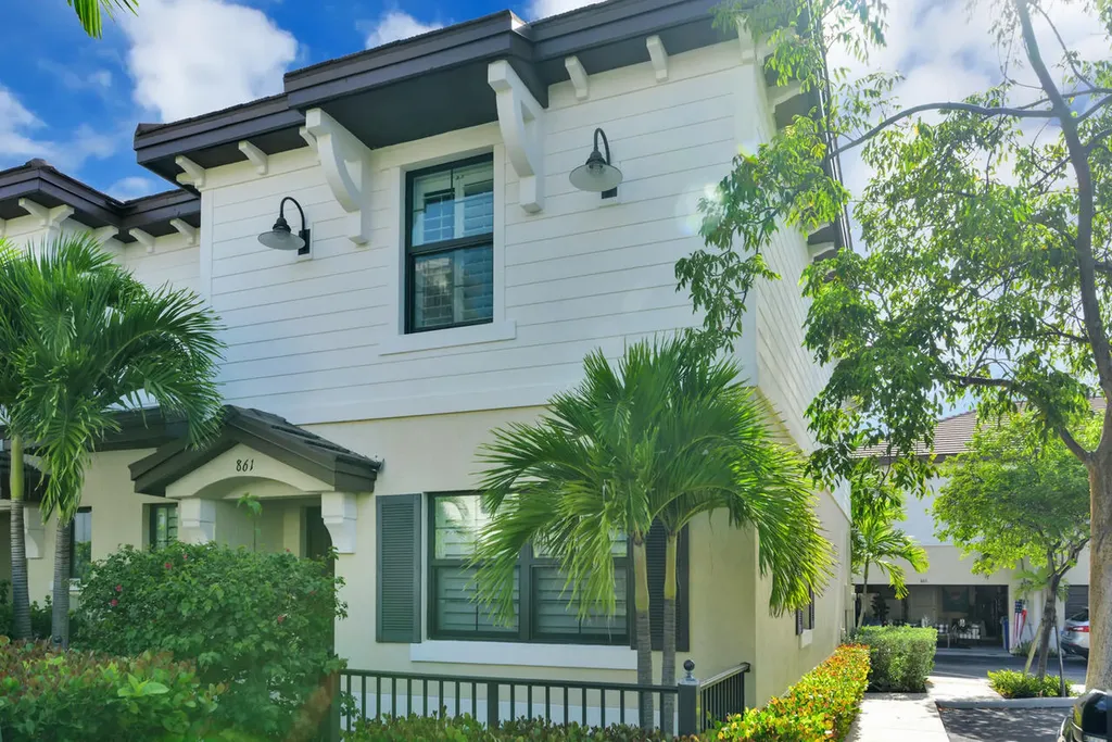 861 S Ocean Boulevard Pompano Beach FL 33062