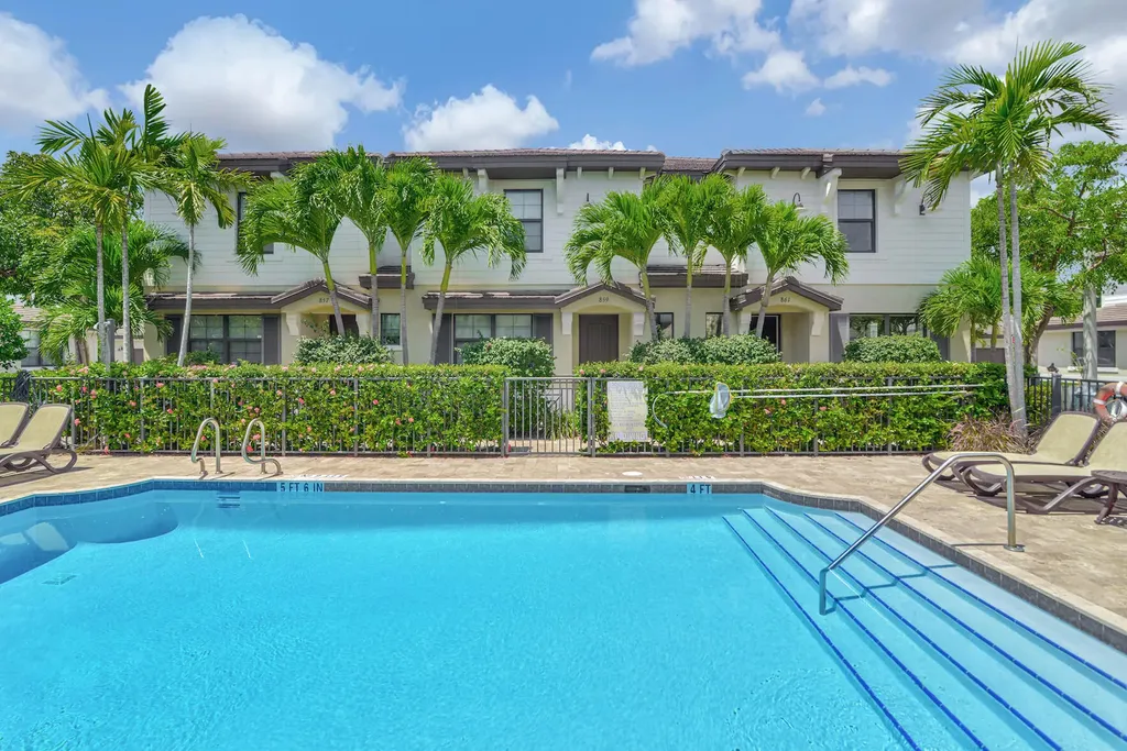 861 S Ocean Boulevard Pompano Beach FL 33062