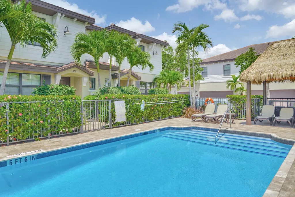 861 S Ocean Boulevard Pompano Beach FL 33062