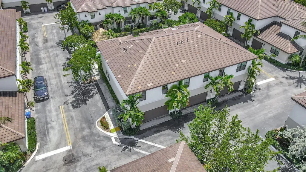 861 S Ocean Boulevard Pompano Beach FL 33062