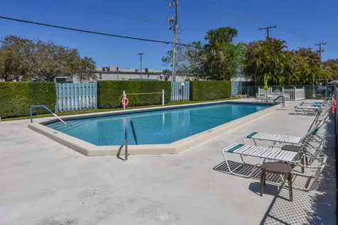 950 S Kanner Highway Stuart FL 34994