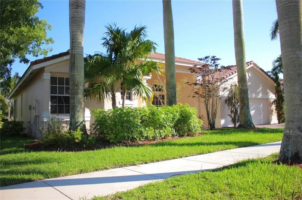 791 Regal Cove Road Weston FL 33327