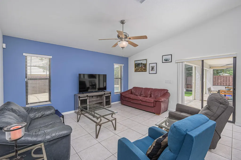 6410 NW Zee Court Port St Lucie FL 34986
