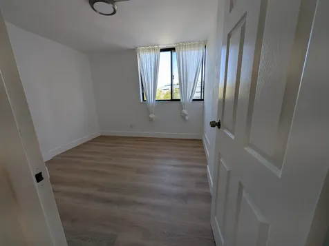 2715 Tigertail Avenue Miami FL 33133