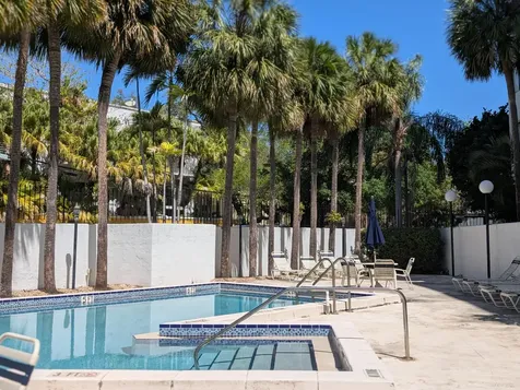 2715 Tigertail Avenue Miami FL 33133