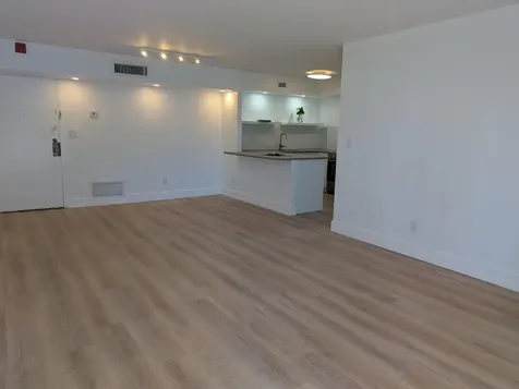 2715 Tigertail Avenue Miami FL 33133