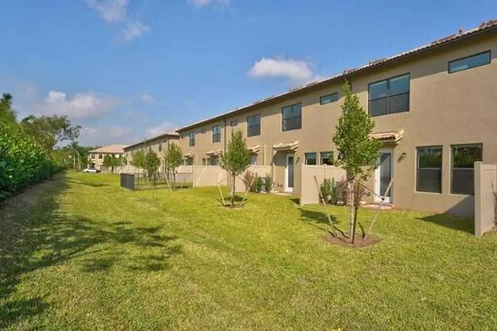 8632 Escue Street Lake Worth FL 33467