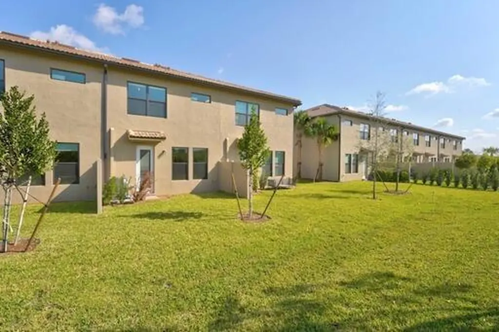 8632 Escue Street Lake Worth FL 33467