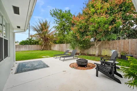 4729 SE Bayshore Terrace Stuart FL 34997