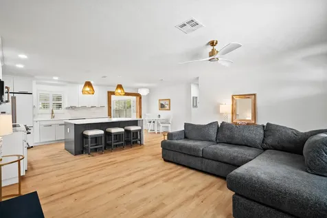 4729 SE Bayshore Terrace Stuart FL 34997
