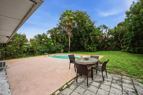 2316 SE 1st Street Boynton Beach FL 33435