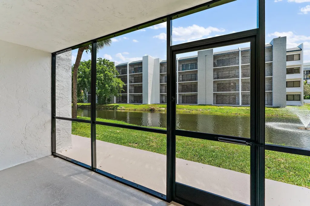 1605 S Us Highway 1 Jupiter FL 33477
