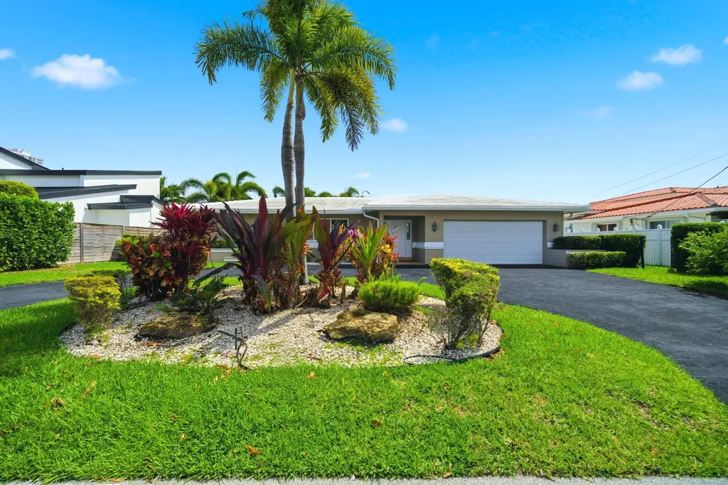 47 Fort Royal Island Fort Lauderdale FL 33308