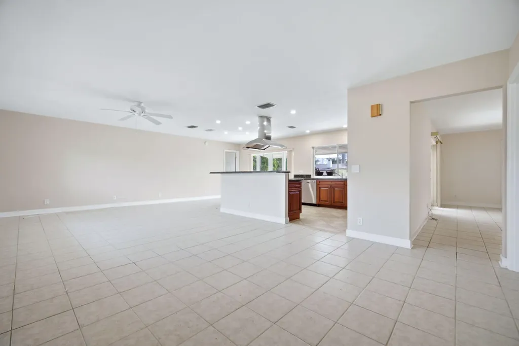 47 Fort Royal Island Fort Lauderdale FL 33308