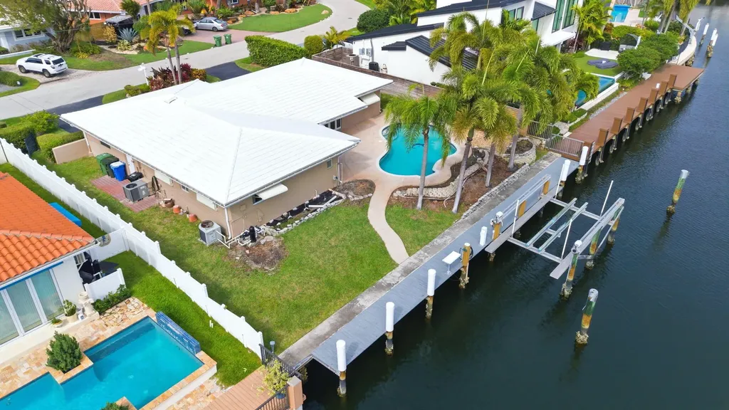 47 Fort Royal Island Fort Lauderdale FL 33308