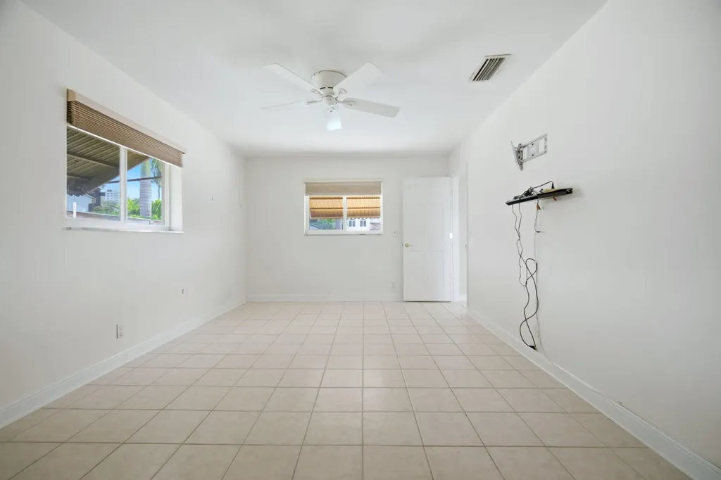 47 Fort Royal Island Fort Lauderdale FL 33308