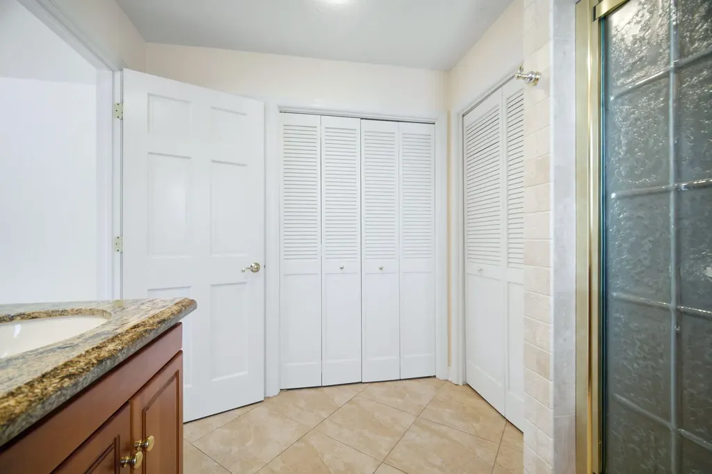 47 Fort Royal Island Fort Lauderdale FL 33308