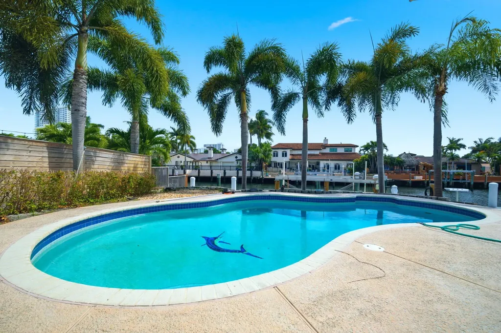 47 Fort Royal Island Fort Lauderdale FL 33308