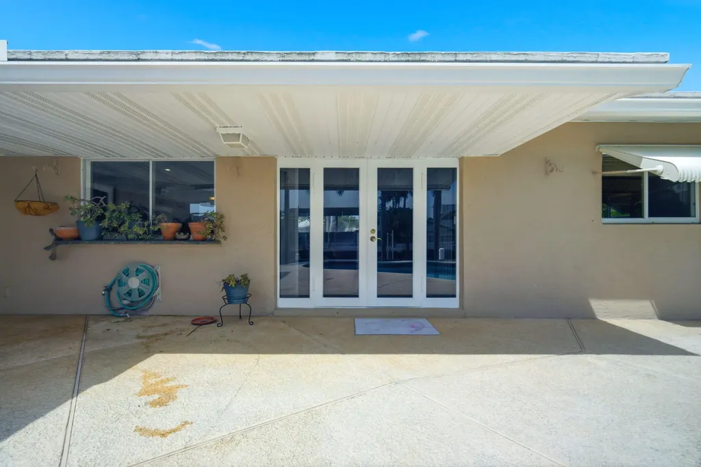 47 Fort Royal Island Fort Lauderdale FL 33308