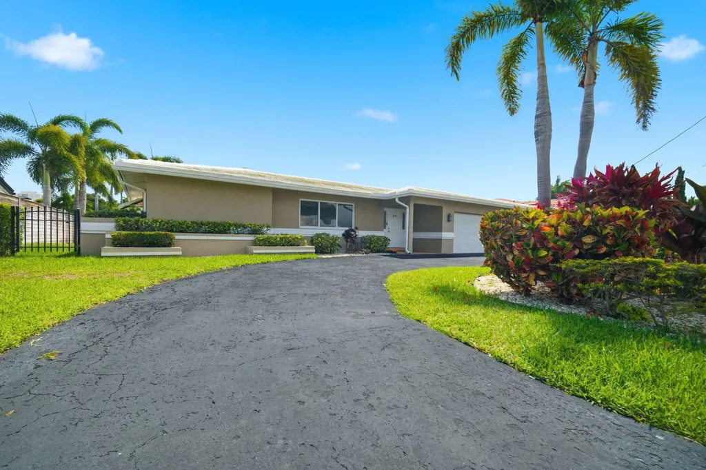47 Fort Royal Island Fort Lauderdale FL 33308