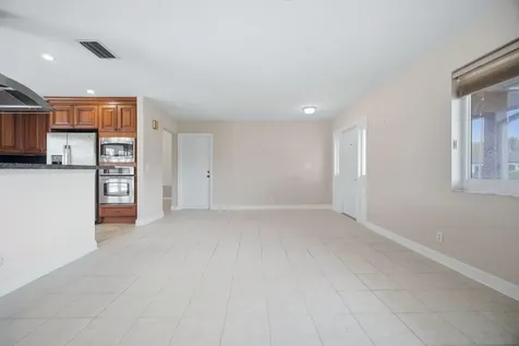 47 Fort Royal Island Fort Lauderdale FL 33308