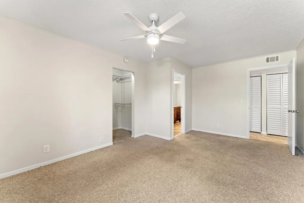1840 Fairview Villas Drive Palm Springs FL 33406