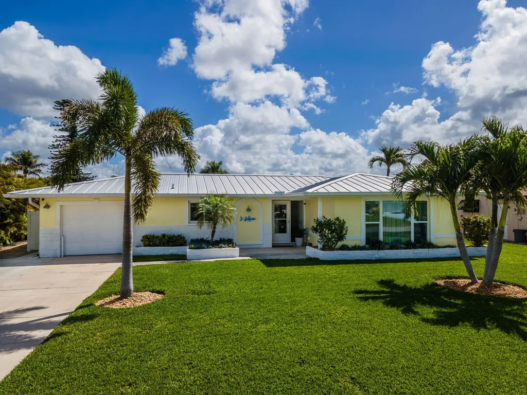 3517 SE 1st Avenue Cape Coral FL 33904