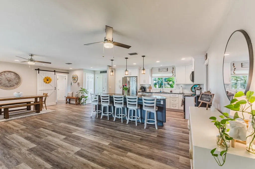 3517 SE 1st Avenue Cape Coral FL 33904