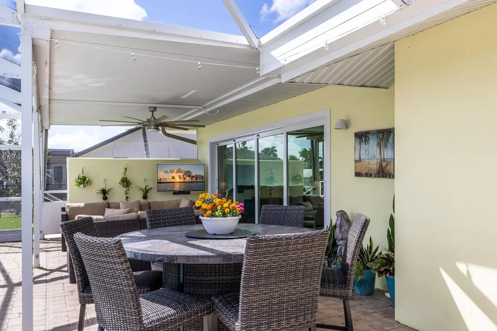 3517 SE 1st Avenue Cape Coral FL 33904