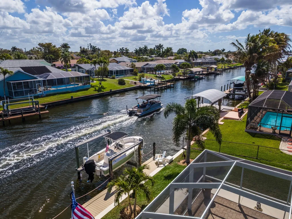 3517 SE 1st Avenue Cape Coral FL 33904