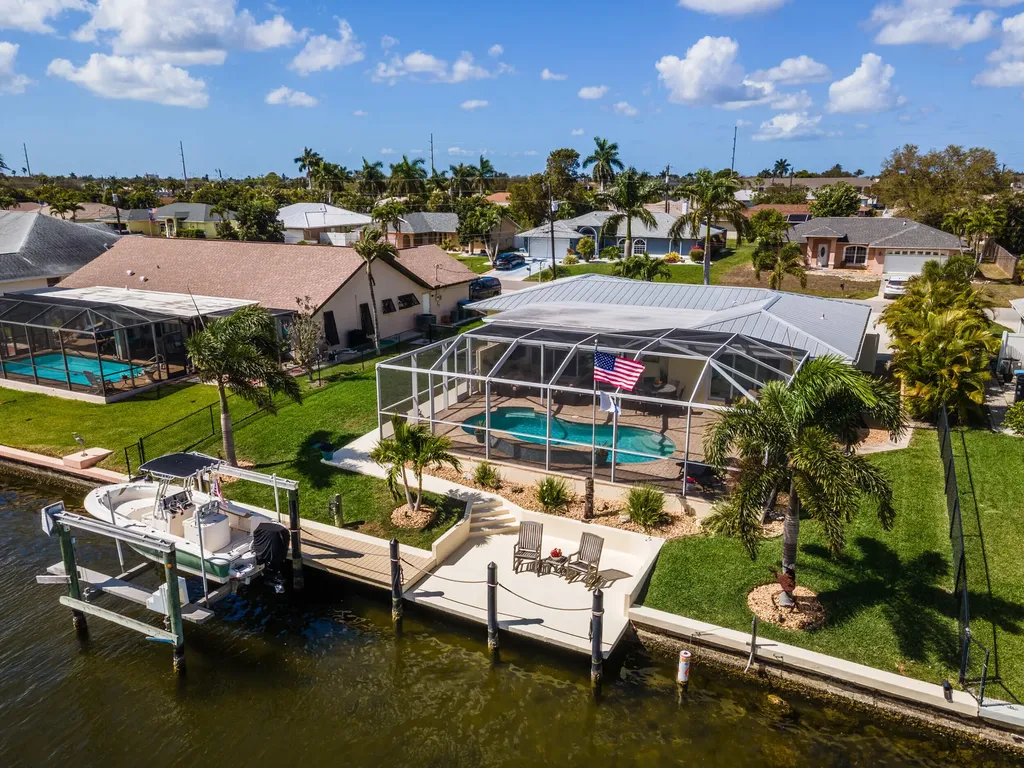 3517 SE 1st Avenue Cape Coral FL 33904