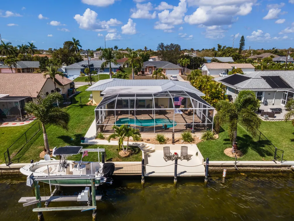 3517 SE 1st Avenue Cape Coral FL 33904