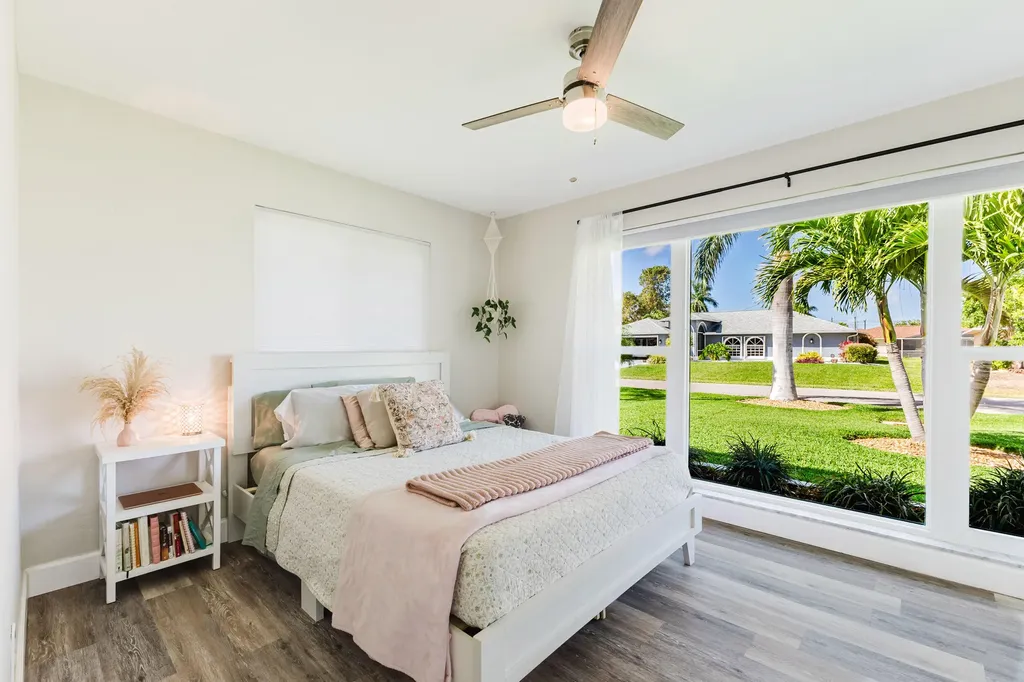 3517 SE 1st Avenue Cape Coral FL 33904