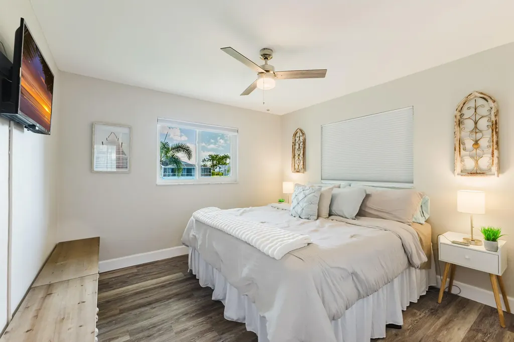 3517 SE 1st Avenue Cape Coral FL 33904