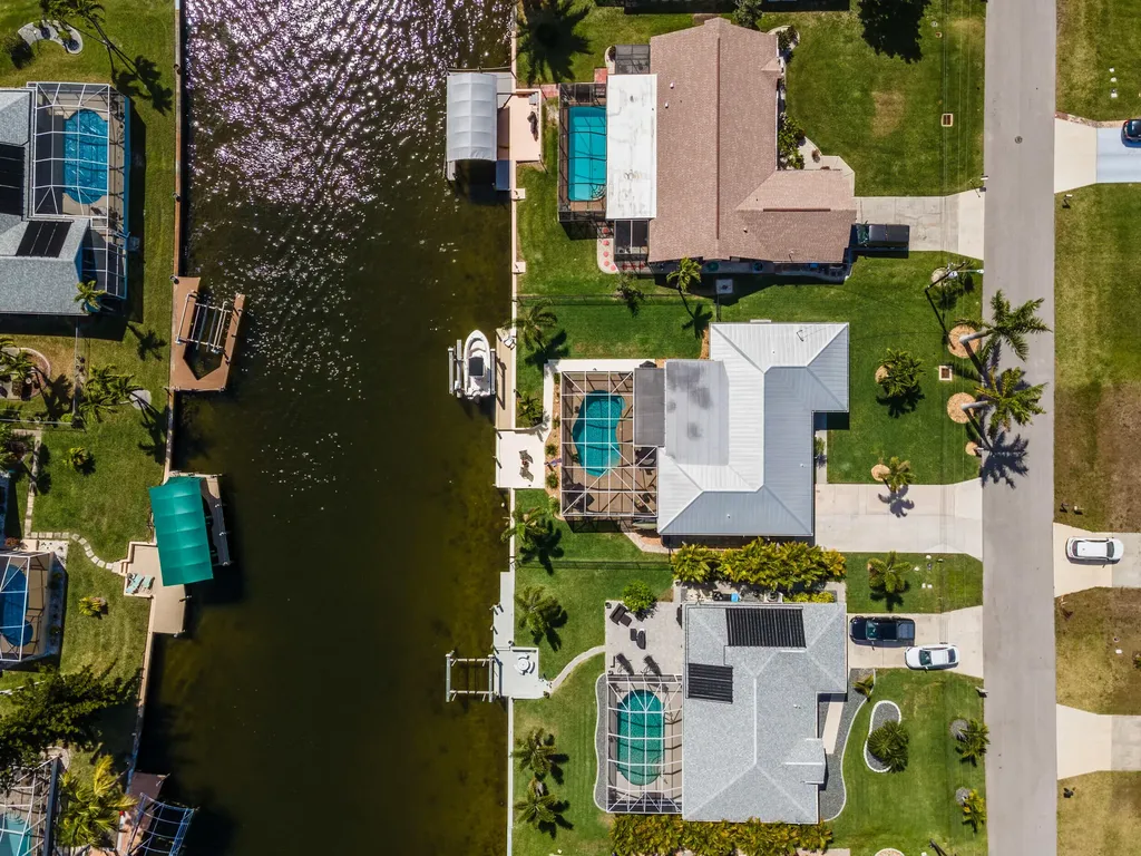 3517 SE 1st Avenue Cape Coral FL 33904