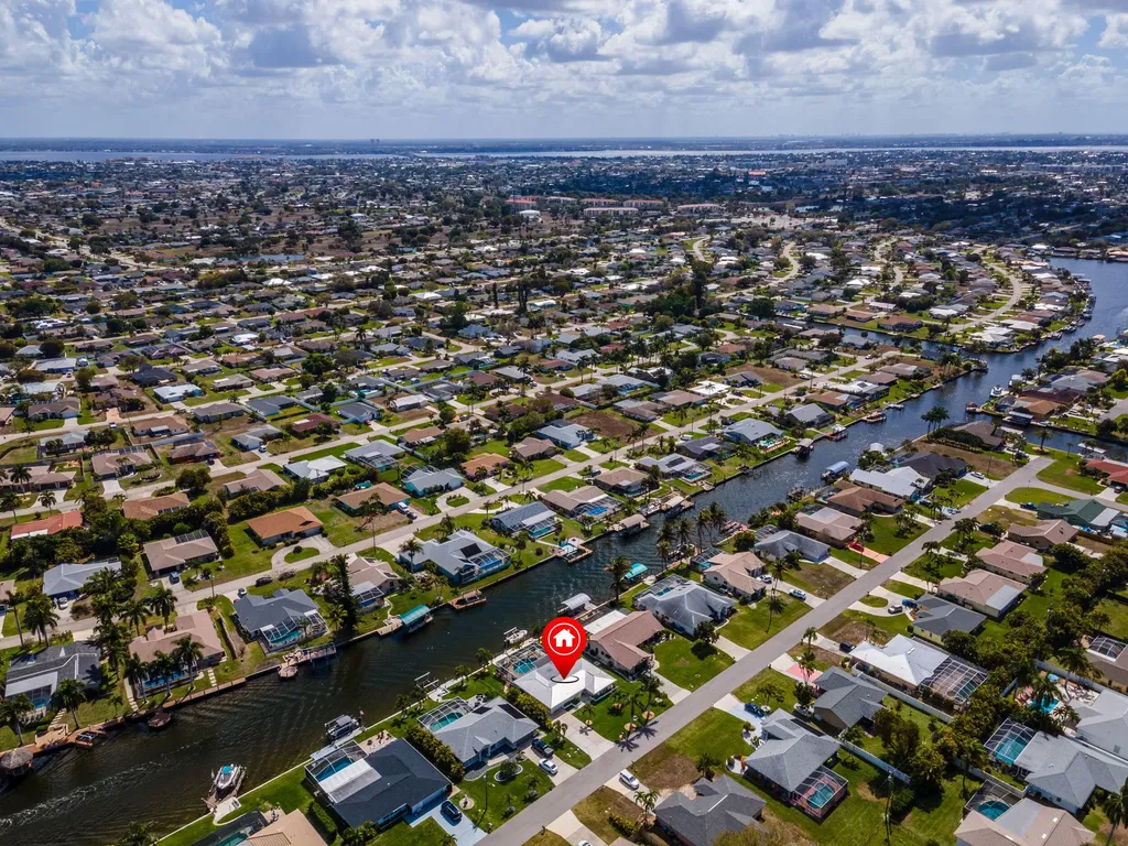 3517 SE 1st Avenue Cape Coral FL 33904