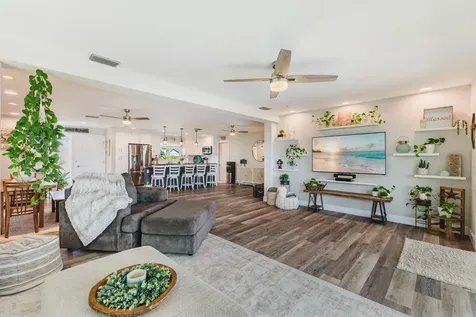 3517 SE 1st Avenue Cape Coral FL 33904