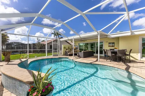 3517 SE 1st Avenue Cape Coral FL 33904