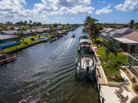 3517 SE 1st Avenue Cape Coral FL 33904