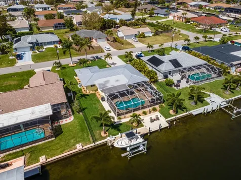 3517 SE 1st Avenue Cape Coral FL 33904