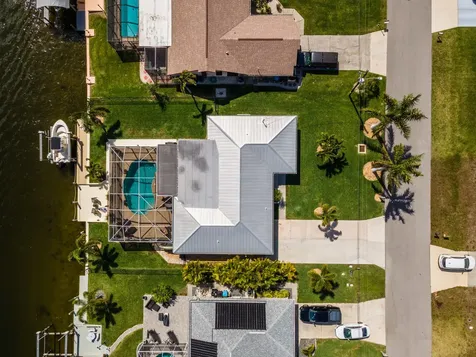 3517 SE 1st Avenue Cape Coral FL 33904