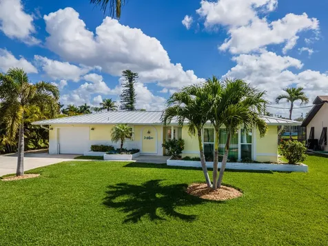 3517 SE 1st Avenue Cape Coral FL 33904
