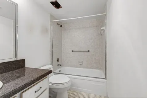 1009 Hythe A Boca Raton FL 33434